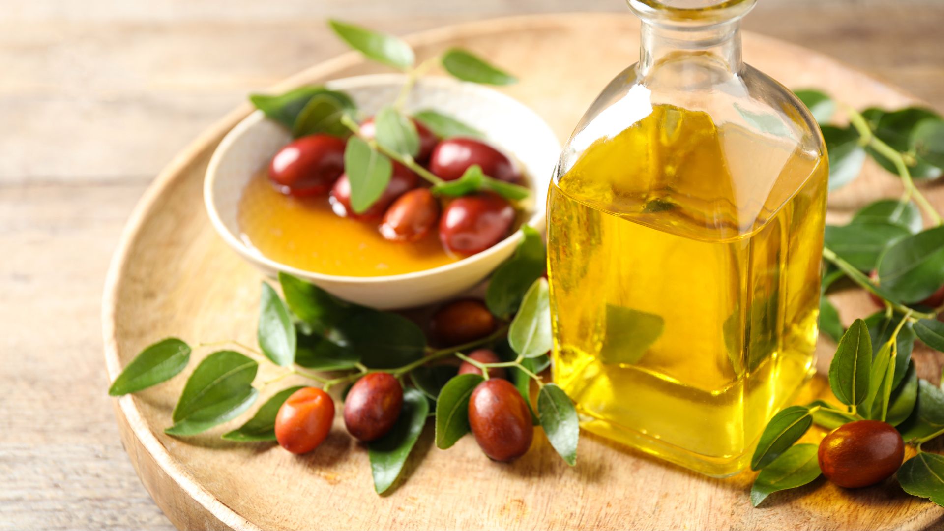 What is Jojoba Oil and Why It’s Great for Hair and Skin Care